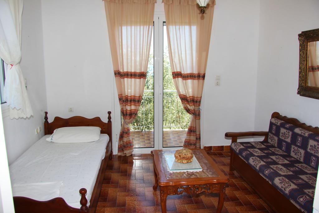 Eleni Houses Kompoi ภายนอก รูปภาพ